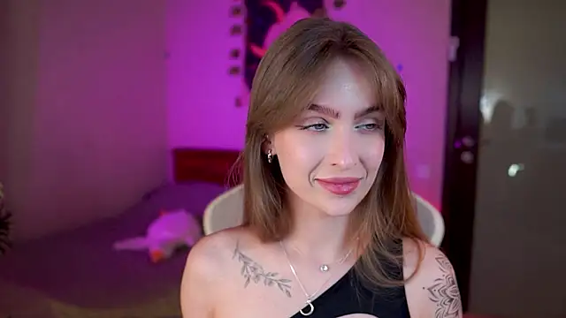 Snapshot of Kamila_icee chatting on May 1, 2026, 8:47 pm Kamila icee online show from May 1, 2026, 8:47 pm