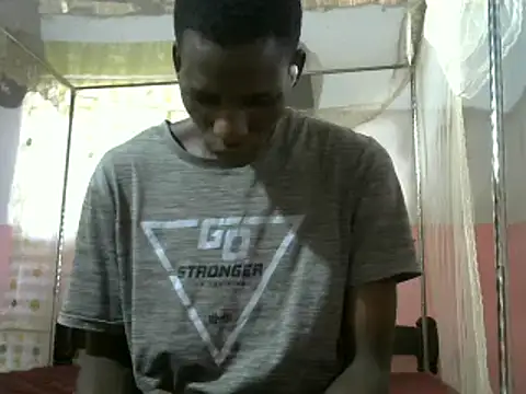 Snapshot of Bigras0011 chatting on March 6, 2025, 4:41 am Bigras0011 online show from March 6, 2025, 4:41 am