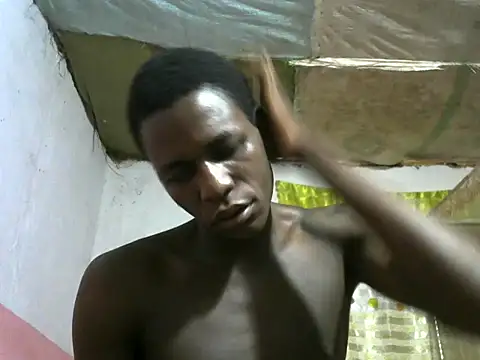 Snapshot of Bigras0011 chatting on November 11, 2025, 3:45 am Bigras0011 online show from November 11, 2025, 3:45 am