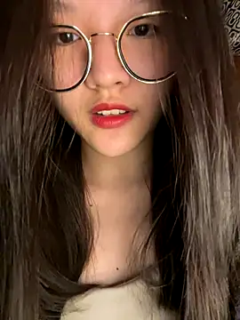 Krixxi22 online show from October 1, 2025, 2:32 pm