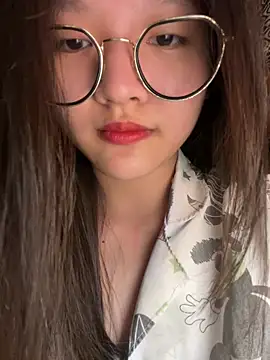 Krixxi22 online show from October 11, 2025, 2:18 pm