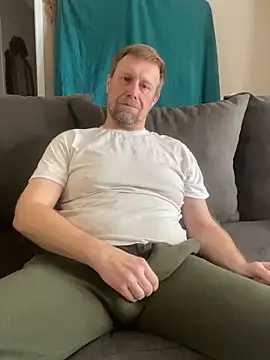 Realybigdill online show from February 2, 2026, 6:51 pm