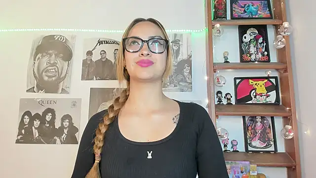 Meowlody online show from October 8, 2025, 10:32 pm