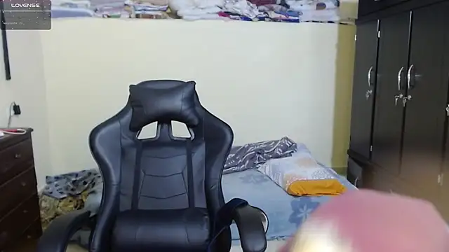 Giorgia xue53 online show from February 12, 2025, 6:08 am