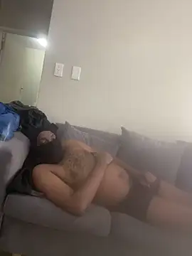 jaytee198610 online show from April 19, 2026, 12:06 pm