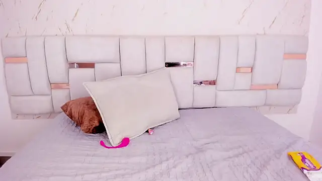 Snapshot of Daliana_Beck chatting on February 28, 2026, 11:32 am Daliana Beck online show from February 28, 2026, 11:32 am