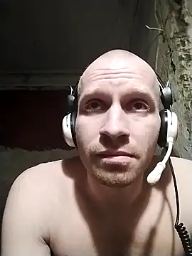 Snapshot of GoodSeksLove chatting on March 15, 2025, 6:32 pm GoodSeksLove online show from March 15, 2025, 6:32 pm