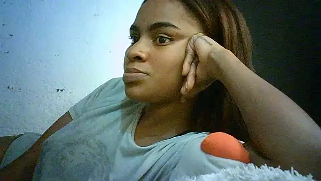 Bellabeltrann online show from September 13, 2025, 4:01 am