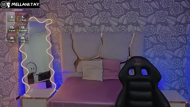 Mellani tay online show from September 17, 2025, 3:08 am