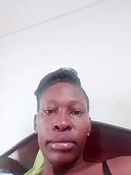 LOVELY-2BERRY online show from April 2, 2026, 9:16 am