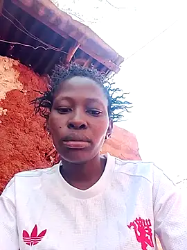 LOVELY-2BERRY online show from April 5, 2026, 7:26 am