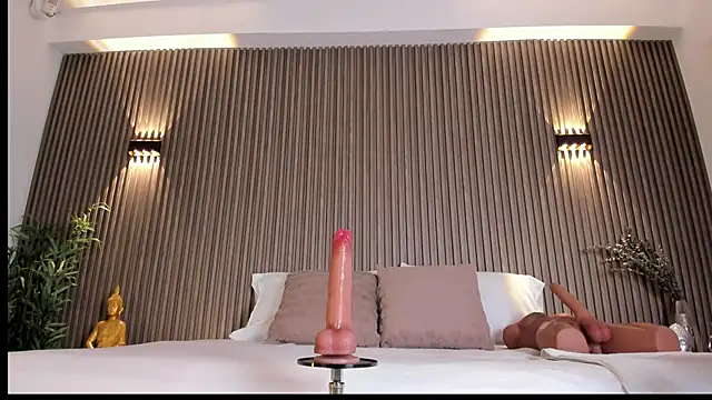 AliceHanz online show from September 17, 2025, 4:25 am