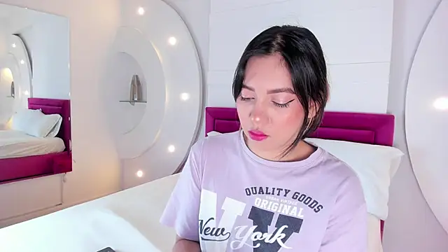 AliceHanz online show from February 23, 2025, 4:17 am