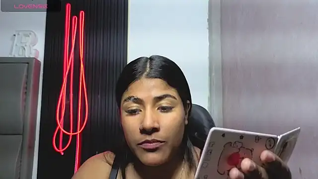 Snapshot of Rubi_boobs_ chatting on June 2, 2026, 1:38 am Rubi boobs online show from June 2, 2026, 1:38 am