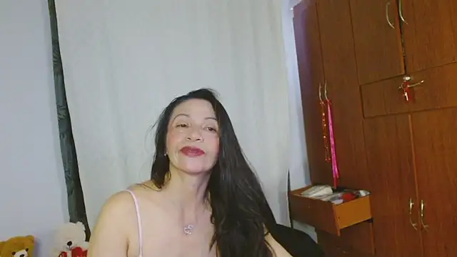 cattaleya1476 online show from September 10, 2025, 3:11 pm