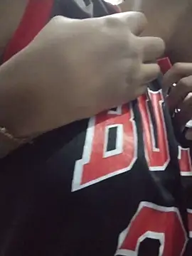 - Anny - online show from November 25, 2025, 10:32 pm