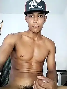 Demiansteven2 online show from September 12, 2025, 5:56 pm