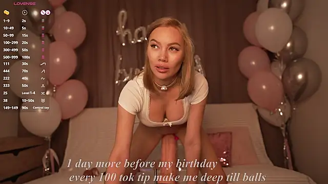 Bestie Online online show from October 5, 2025, 5:42 am