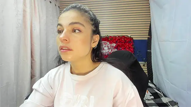 Snapshot of rosse_2504 chatting on June 2, 2026, 1:22 pm rosse 2504 online show from June 2, 2026, 1:22 pm
