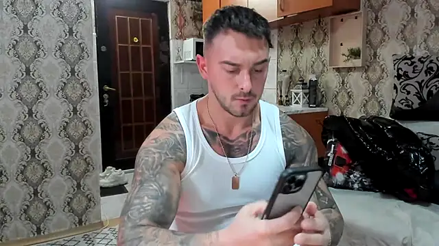 Jonmusclemaster online show from October 15, 2025, 7:33 pm