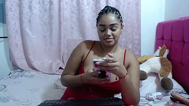 Snapshot of kiara_milf_ chatting on March 7, 2025, 1:20 am kiara milf online show from March 7, 2025, 1:20 am