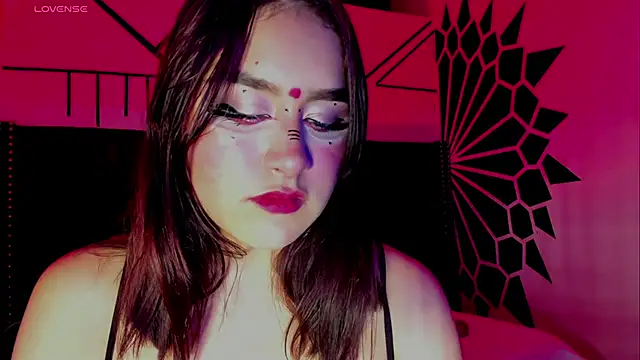 LailaCatt online show from March 16, 2025, 6:20 am