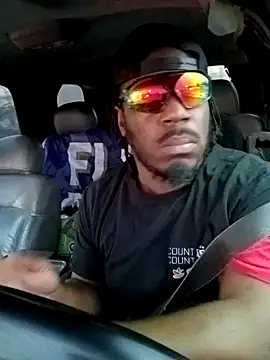 Snapshot of MRHANDSOME3800 chatting on January 14, 2025, 10:12 pm MRHANDSOME3800 online show from January 14, 2025, 10:12 pm