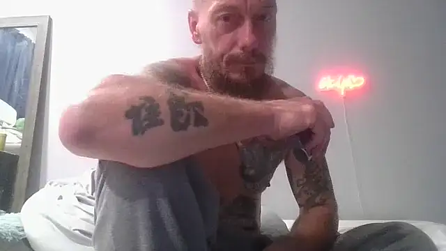 deepinnnnn online show from September 28, 2025, 8:43 am