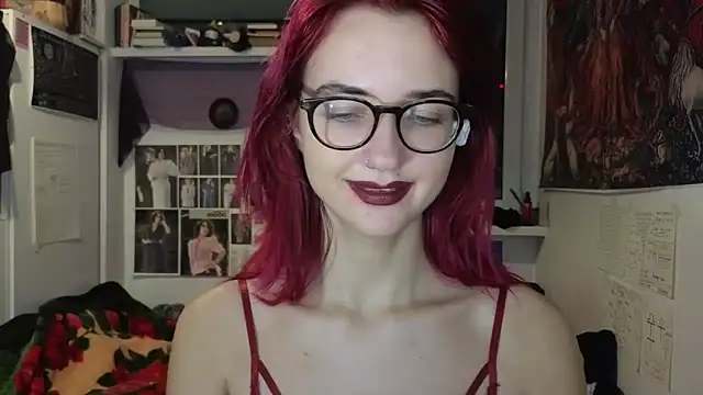 TatianaRomanov online show from December 4, 2025, 9:25 pm