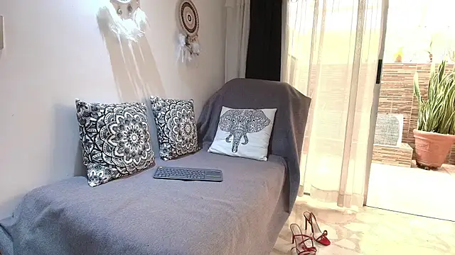 MarilynDavies online show from March 14, 2025, 3:47 pm