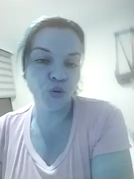 MarilynDavies online show from March 11, 2025, 4:19 am