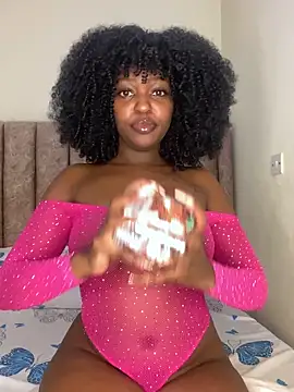 Snapshot of Sugar_plum44 chatting on December 20, 2025, 11:46 am Sugar plum44 online show from December 20, 2025, 11:46 am