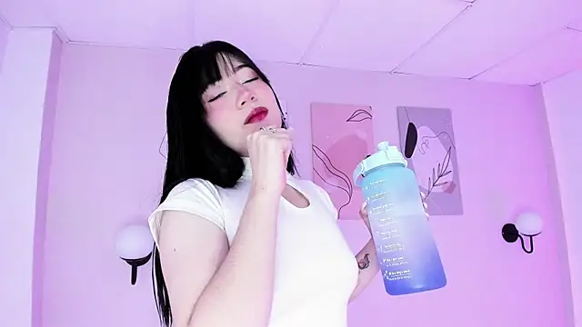 GENNESIS LOVE online show from December 20, 2024, 4:20 am