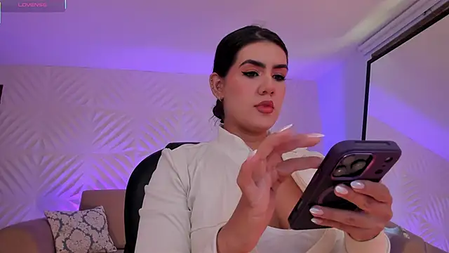 Snapshot of AngelicaVega chatting on March 3, 2026, 7:10 pm AngelicaVega online show from March 3, 2026, 7:10 pm