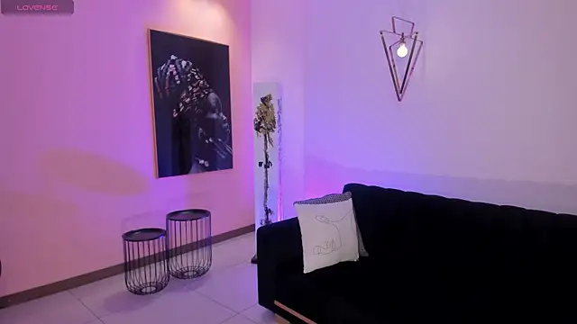 DonnaStonne online show from March 21, 2025, 2:28 am