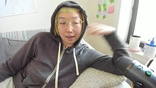 luxgray online show from March 29, 2026, 4:19 pm