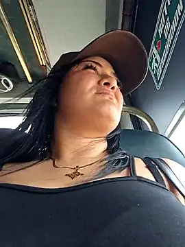 Liancy online show from March 16, 2025, 5:39 pm