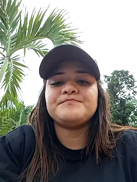 Liancy online show from March 1, 2025, 10:53 pm