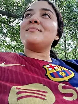 Liancy online show from October 4, 2025, 6:31 pm