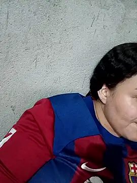 Liancy online show from September 28, 2025, 3:02 am