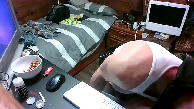 Snapshot of tongueispowerr6d9 chatting on January 3, 2025, 12:40 pm tongueispowerr6d9 online show from January 3, 2025, 12:40 pm