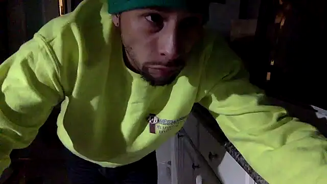 Snapshot of tongueispowerr6d9 chatting on October 10, 2025, 7:09 am tongueispowerr6d9 online show from October 10, 2025, 7:09 am