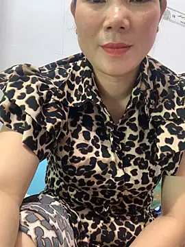 Baby-bigtits online show from October 6, 2025, 3:08 am