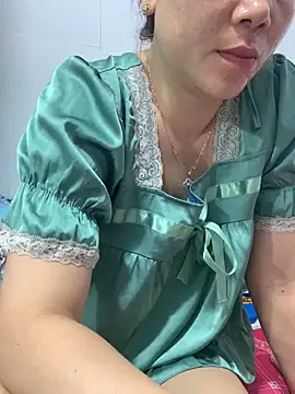 Baby-bigtits online show from October 2, 2025, 11:35 am