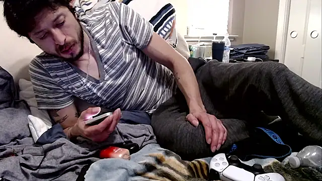 psil0cyb0rg online show from February 14, 2026, 9:09 am