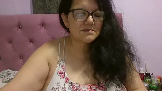 Snapshot of kassandra02 chatting on June 18, 2026, 3:05 am kassandra02 online show from June 18, 2026, 3:05 am