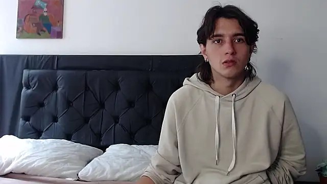 alex connorr online show from March 12, 2025, 4:24 pm