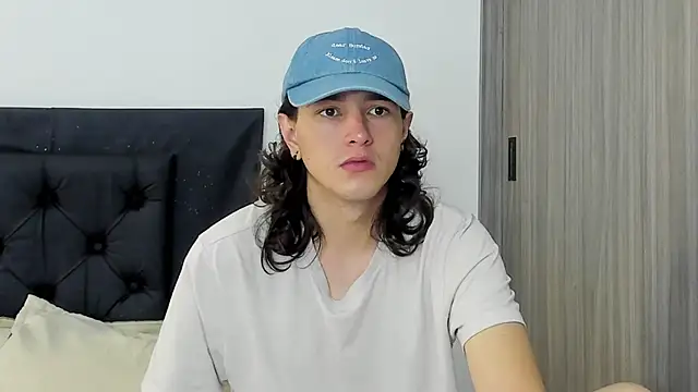 alex connorr online show from January 27, 2025, 3:39 pm