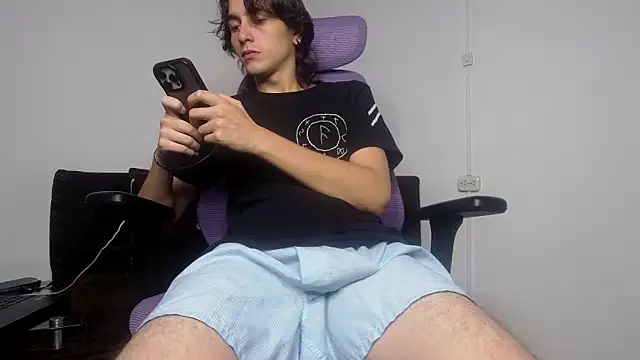 alex connorr online show from May 31, 2026, 1:33 am