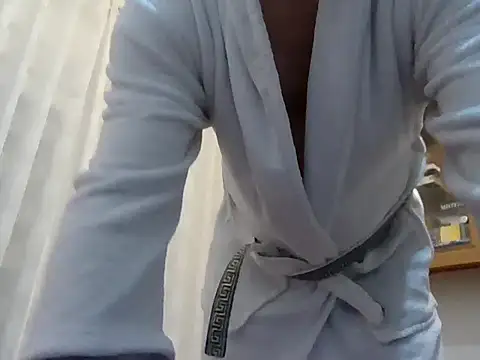 fikoivos online show from April 11, 2026, 7:28 pm